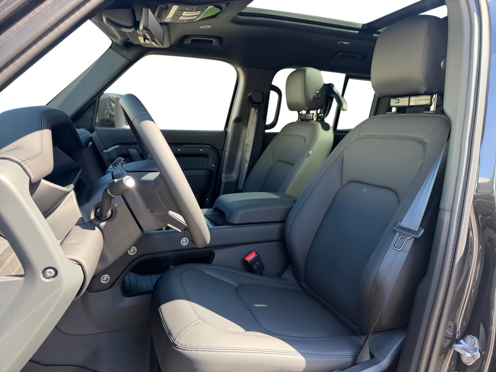 New 2026 Land Rover Defender 110 X-Dynamic SE AWD/4WD image 10