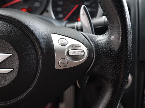 Used 2013 Nissan 370Z Touring w/ Sport Pkg RWD image 25
