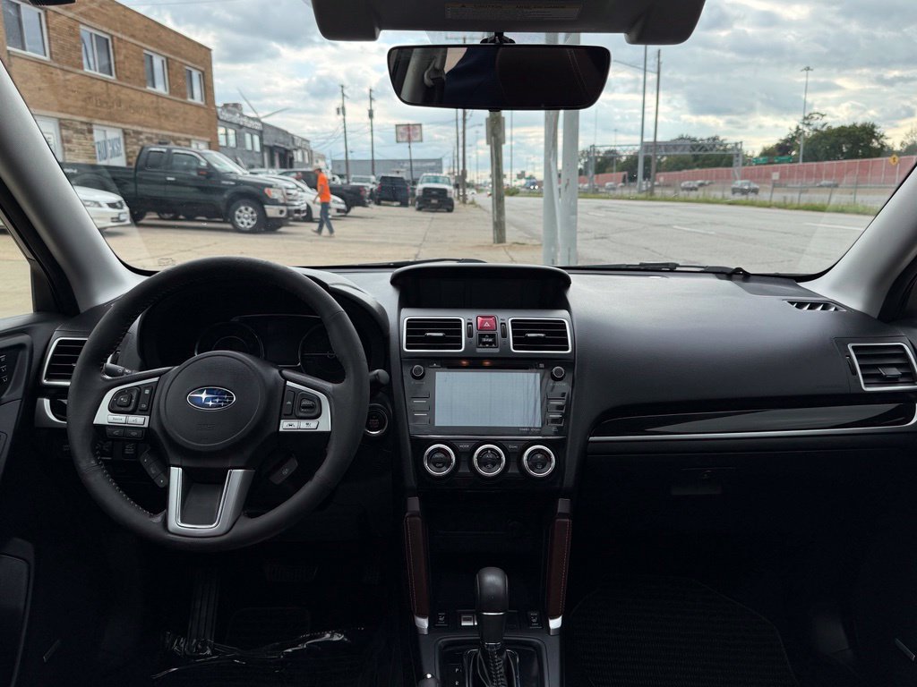 Used 2017 Subaru Forester 2.5i Touring AWD/4WD image 25