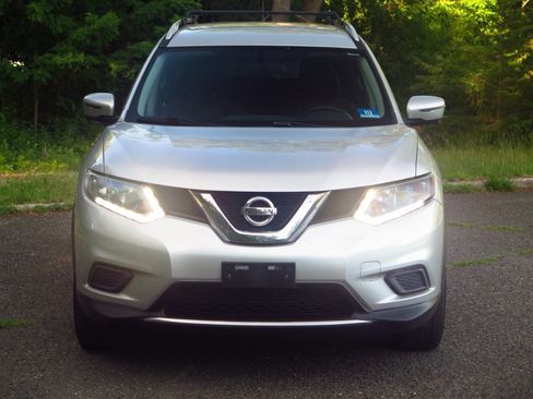 Used 2016 Nissan Rogue SV w/ SV Premium Package AWD/4WD image 32