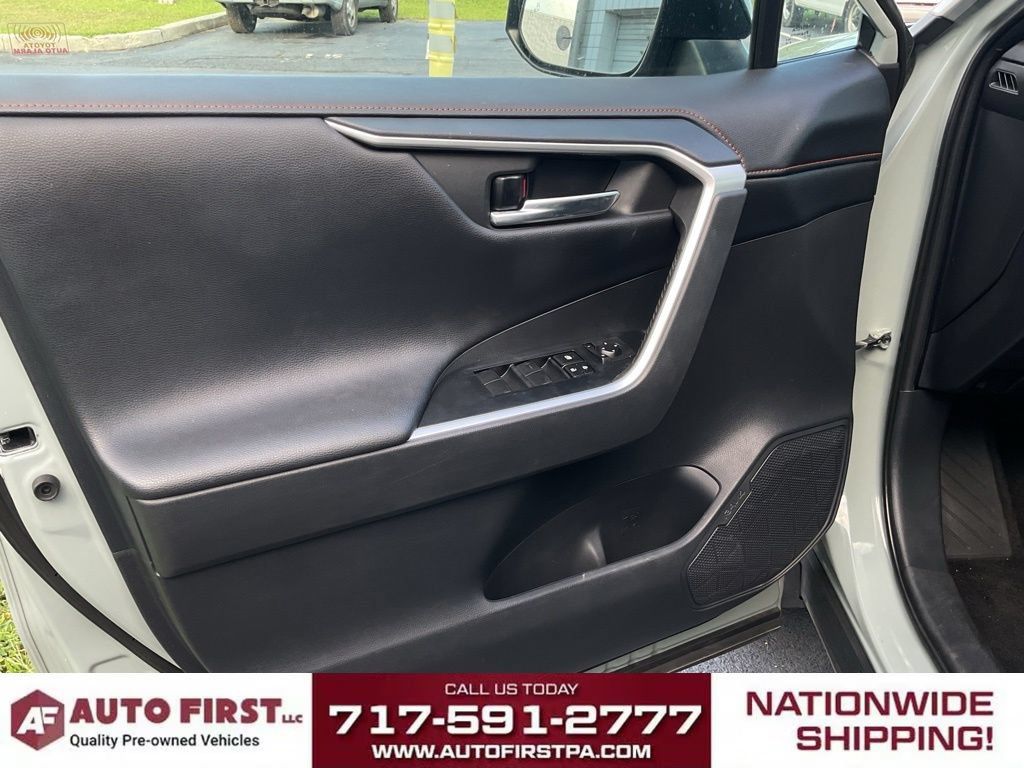 Used 2019 Toyota RAV4 Adventure w/ Cold Weather Package AWD/4WD image 5