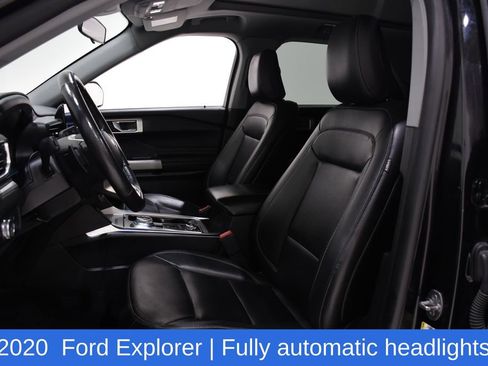 Used 2020 Ford Explorer XLT w/ Equipment Group 202A image 20