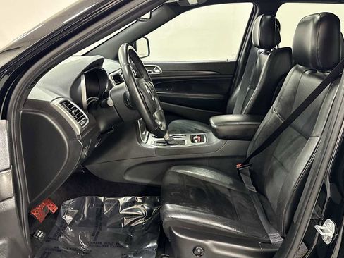 Used 2018 Jeep Grand Cherokee Altitude image 13
