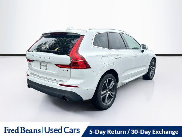Used 2018 Volvo XC60 T5 Momentum w/ Vision Package AWD/4WD image 9