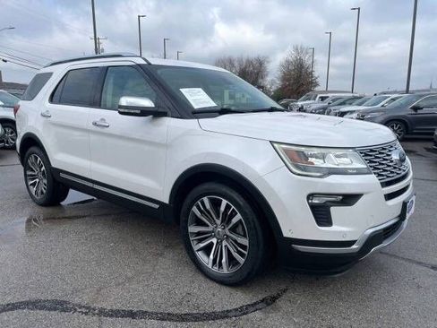 Used 2019 Ford Explorer Platinum AWD/4WD image 7