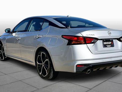 Certified 2024 Nissan Altima 2.5 SR image 12