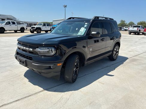 Used 2024 Ford Bronco Sport Outer Banks AWD/4WD image 7