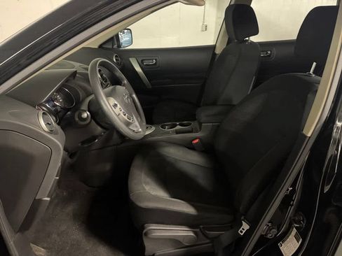 Used 2015 Nissan Rogue S w/ Convenience Package AWD/4WD image 7