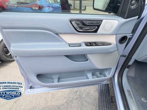 Used 2019 Lincoln Navigator Black Label AWD/4WD image 6