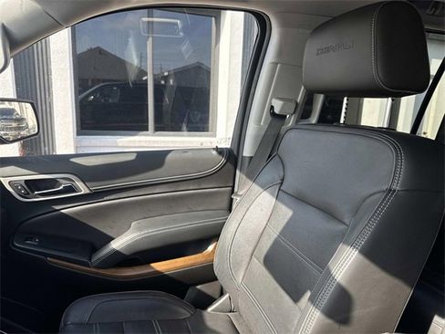 Used 2020 GMC Yukon XL Denali w/ Denali Ultimate Package image 21