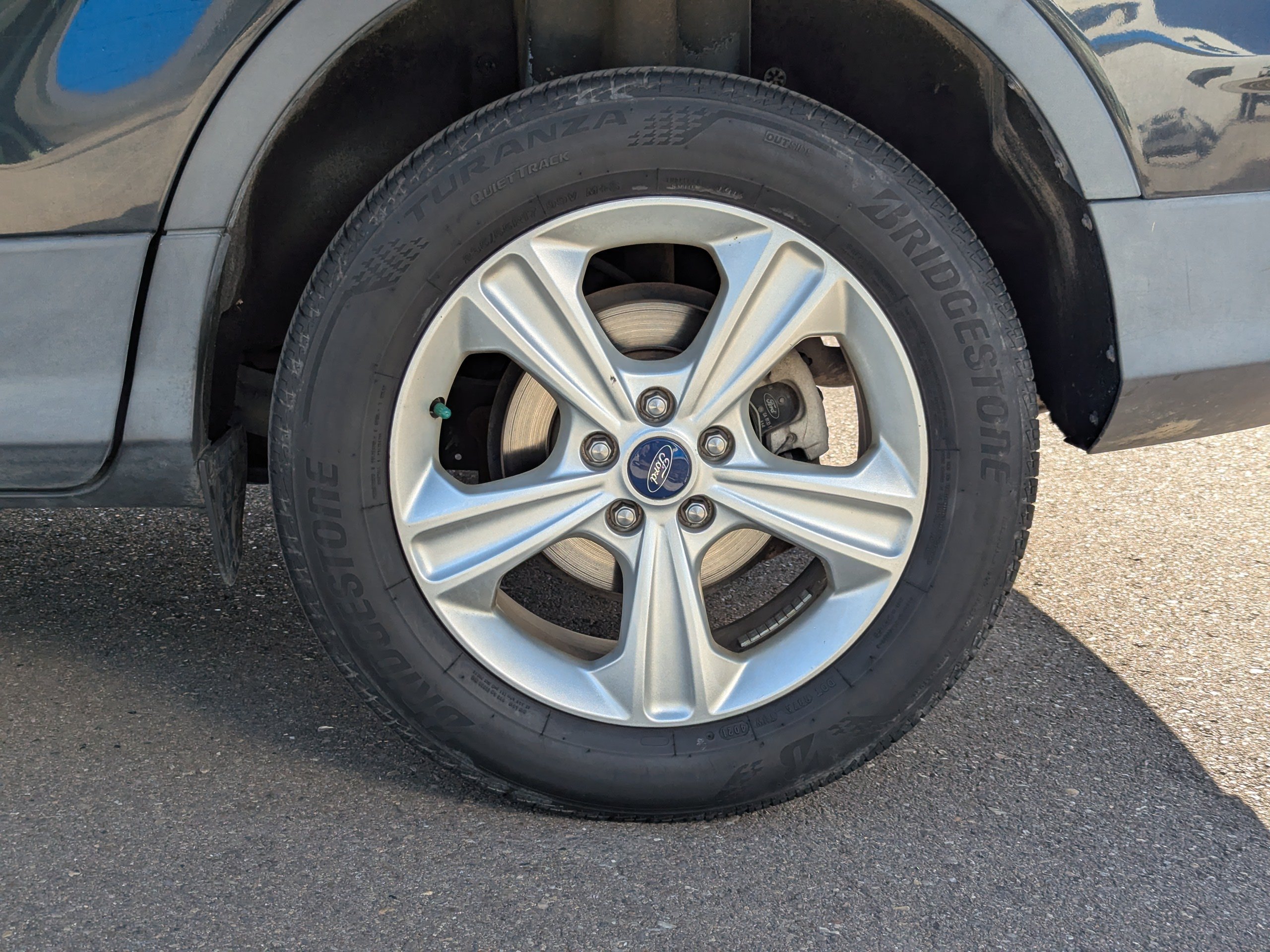 Used 2015 Ford Escape SE AWD/4WD image 46
