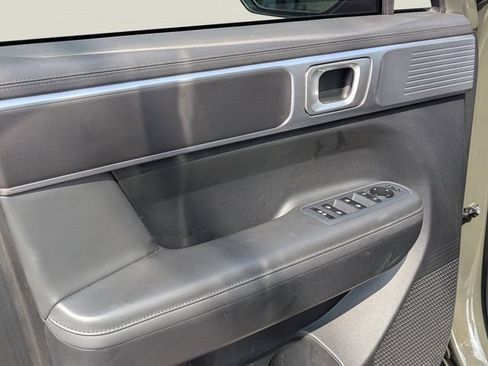 Used 2024 Hyundai Santa Fe SEL FWD image 12