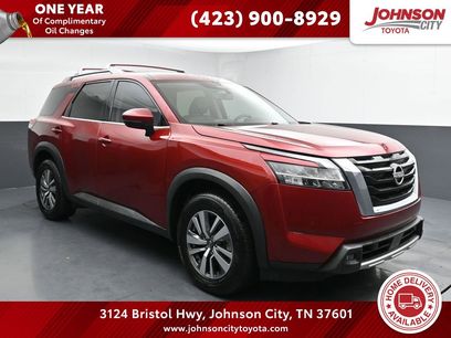 Used 2023 Nissan Pathfinder SL