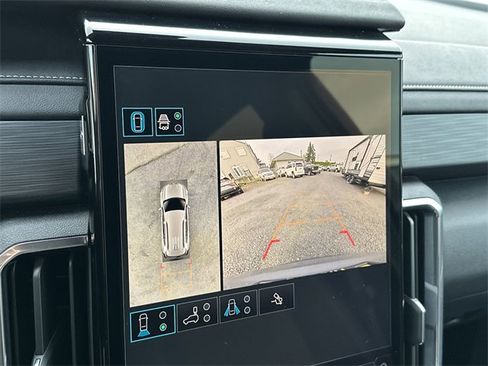 Used 2025 GMC Acadia Elevation image 22