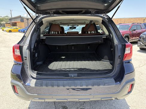 Used 2018 Subaru Outback 2.5i Touring AWD/4WD image 27