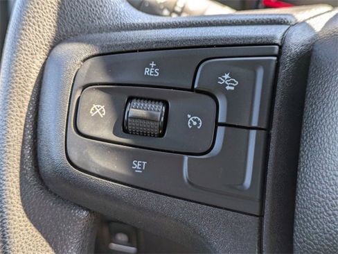 Used 2024 Chevrolet Silverado 1500 Custom image 25