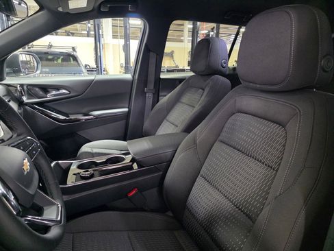 New 2026 Chevrolet Equinox LT image 23