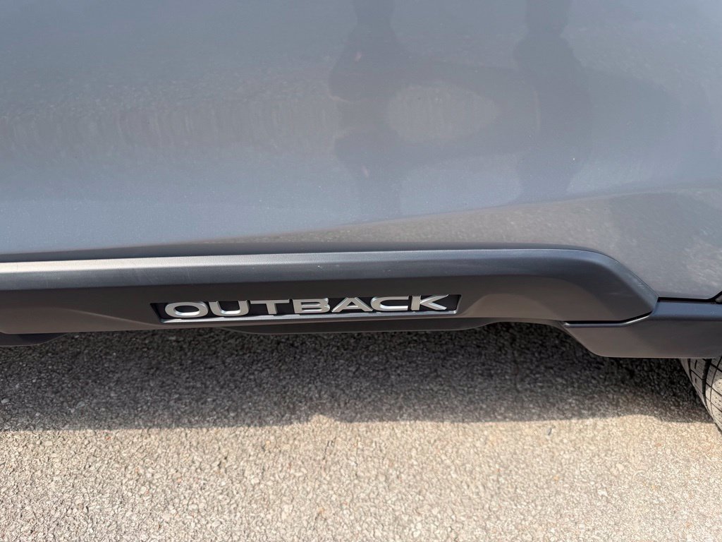 Used 2023 Subaru Outback Onyx Edition AWD/4WD image 9