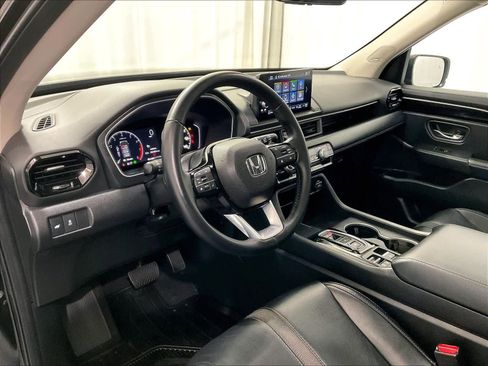 Used 2023 Honda Pilot Touring image 8
