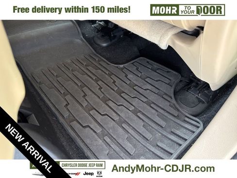 Used 2014 Jeep Grand Cherokee Limited image 32