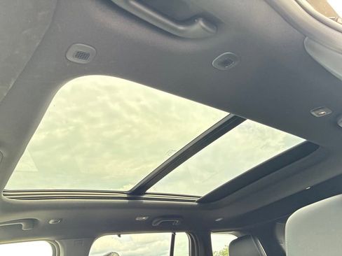 New 2024 Jeep Grand Cherokee Limited 4xe w/ Luxury Tech Group II image 22