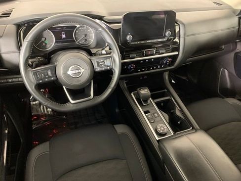 Used 2024 Nissan Pathfinder SV image 22