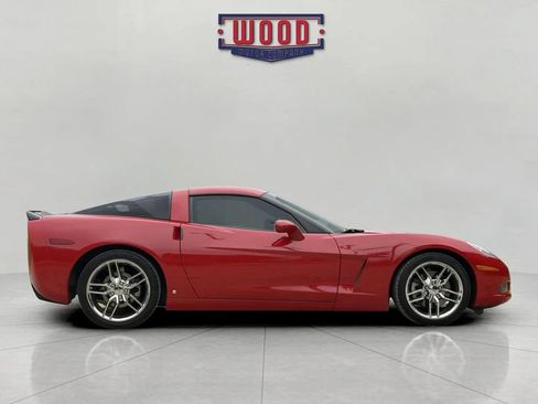 Used 2007 Chevrolet Corvette Coupe w/ Preferred Equipment Group RWD image 6
