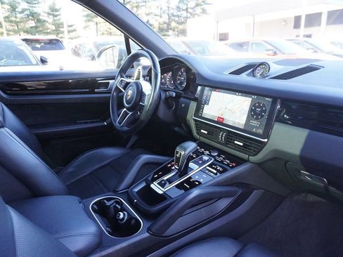 Used 2019 Porsche Cayenne E-Hybrid image 31