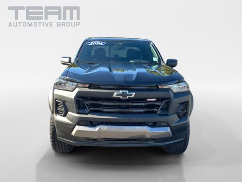 Used 2024 Chevrolet Colorado Trail Boss w/ LPO, Dark Essentials Package image 2