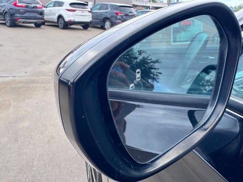 Used 2023 Honda Civic EX image 10