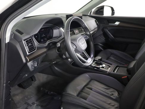 Used 2021 Audi Q5 2.0T Premium Plus w/ Premium Plus Package AWD/4WD image 24