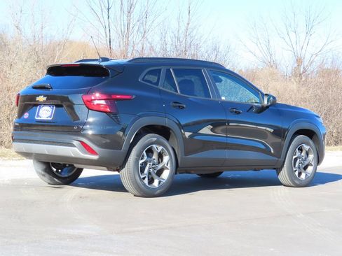 New 2026 Chevrolet Trax LT w/ Driver Confidence Package image 3