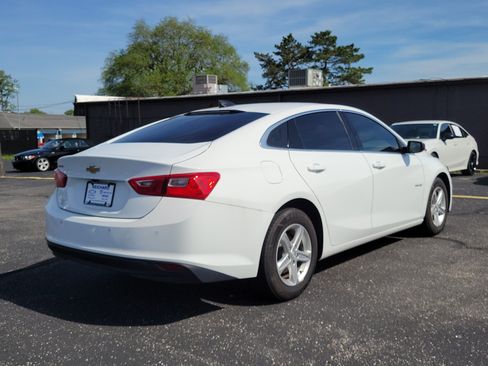 Used 2024 Chevrolet Malibu LS FWD image 4