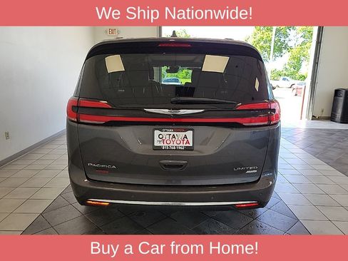 Used 2021 Chrysler Pacifica Limited AWD/4WD image 6