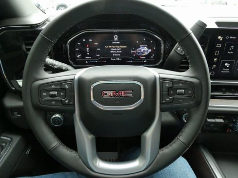 Certified 2025 GMC Sierra 2500 SLT w/ SLT Premium Package image 34