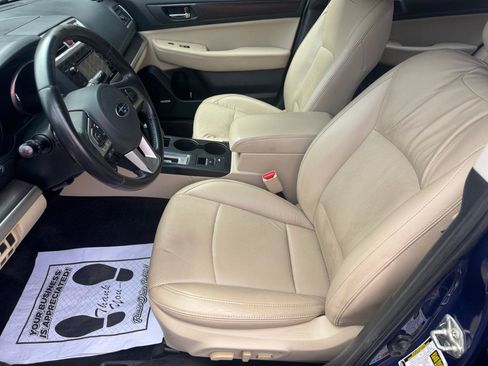Used 2015 Subaru Legacy 2.5i Limited AWD/4WD image 5