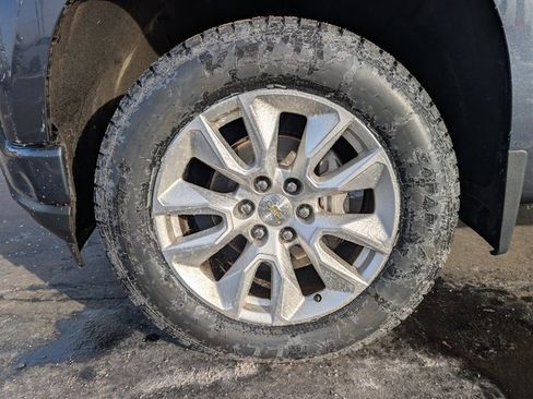 Used 2021 Chevrolet Silverado 1500 Custom w/ Safety Confidence Package image 28