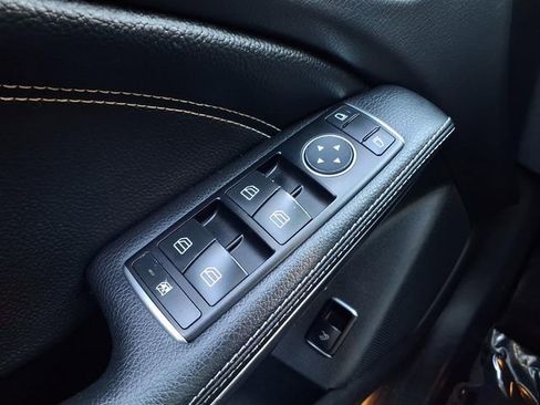 Used 2016 Mercedes-Benz CLA 250 image 20