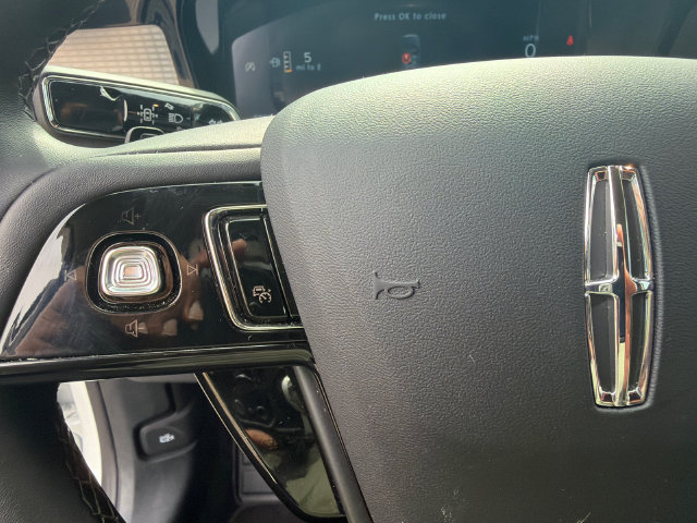 New 2026 Lincoln Corsair Premiere FWD image 29