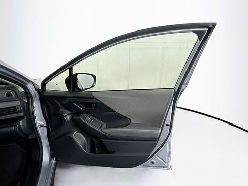 Used 2024 Subaru Crosstrek 2.0i Premium image 30