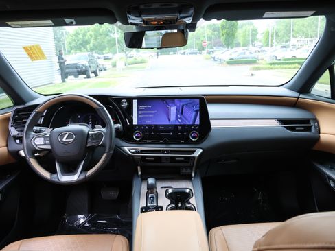 Used 2024 Lexus RX 350 Premium Plus w/ Convenience Package FWD image 16
