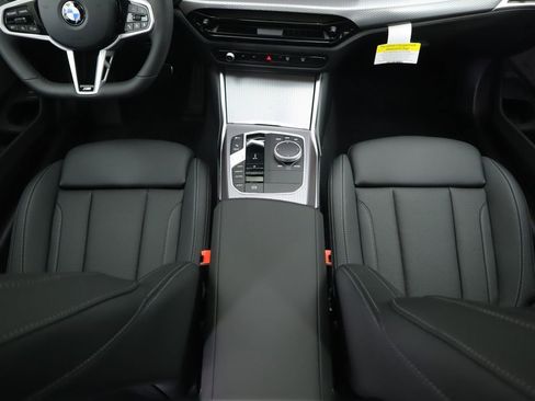 New 2026 BMW 330i xDrive Sedan w/ M Sport Package image 17