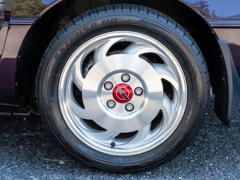 Used 1993 Chevrolet Corvette Coupe RWD image 37