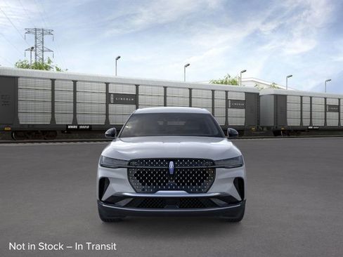 New 2026 Lincoln Nautilus Premier AWD/4WD image 6