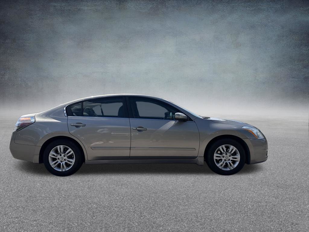 Used 2012 Nissan Altima 2.5 SL w/ 2.5SL Pkg FWD image 6