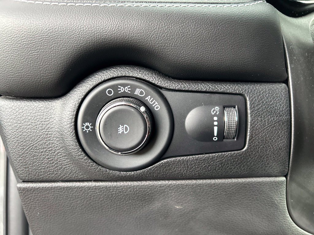 Used 2023 Dodge Durango SRT AWD/4WD image 15