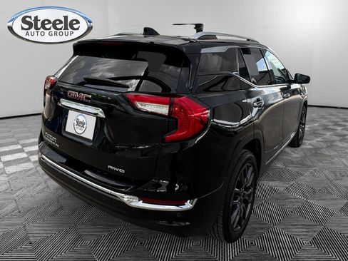 Used 2024 GMC Terrain Denali w/ Black Diamond Edition AWD/4WD image 5