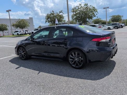 Certified 2025 Toyota Corolla SE FWD image 6