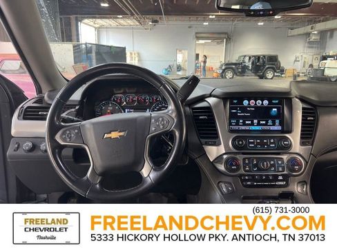 Used 2019 Chevrolet Suburban LT image 26