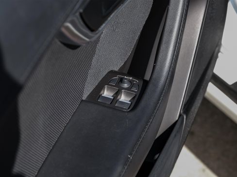 Used 2021 Jaguar F-TYPE P300 image 35